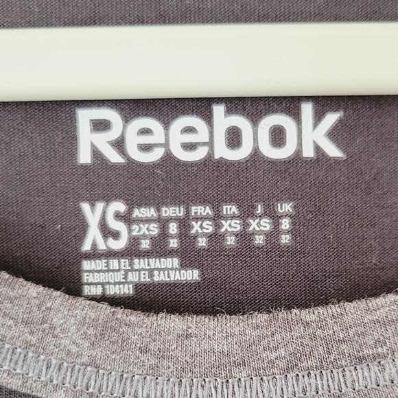 Reebok Black and Gray Top Size XS - Picture 3 of 7
